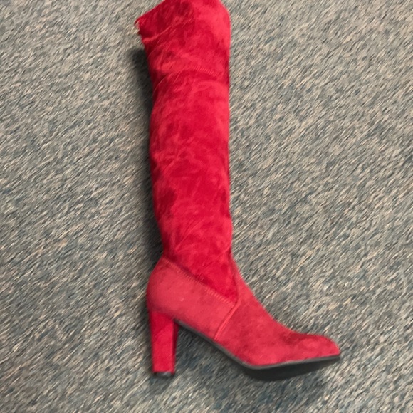 Red Suede Thigh highs - Picture 2 of 5